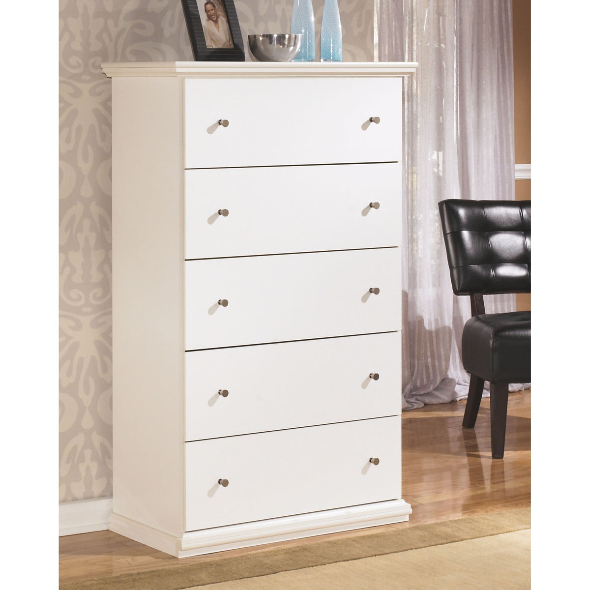Ashley furniture ホワイト タンス 5段 Bostwick Shoals Chest | Ashley Canada