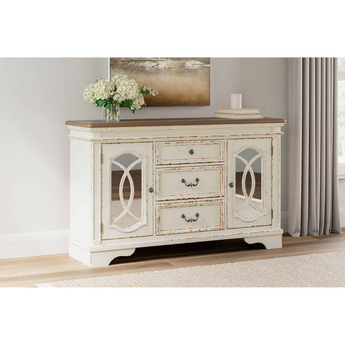 Realyn Dining Server | Ashley Canada