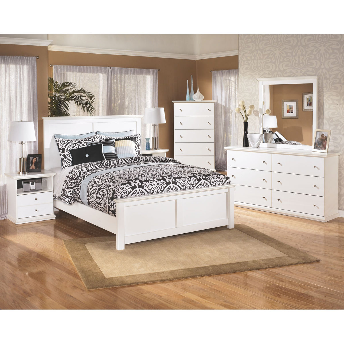 Bostwick Shoals Chest | Ashley Canada