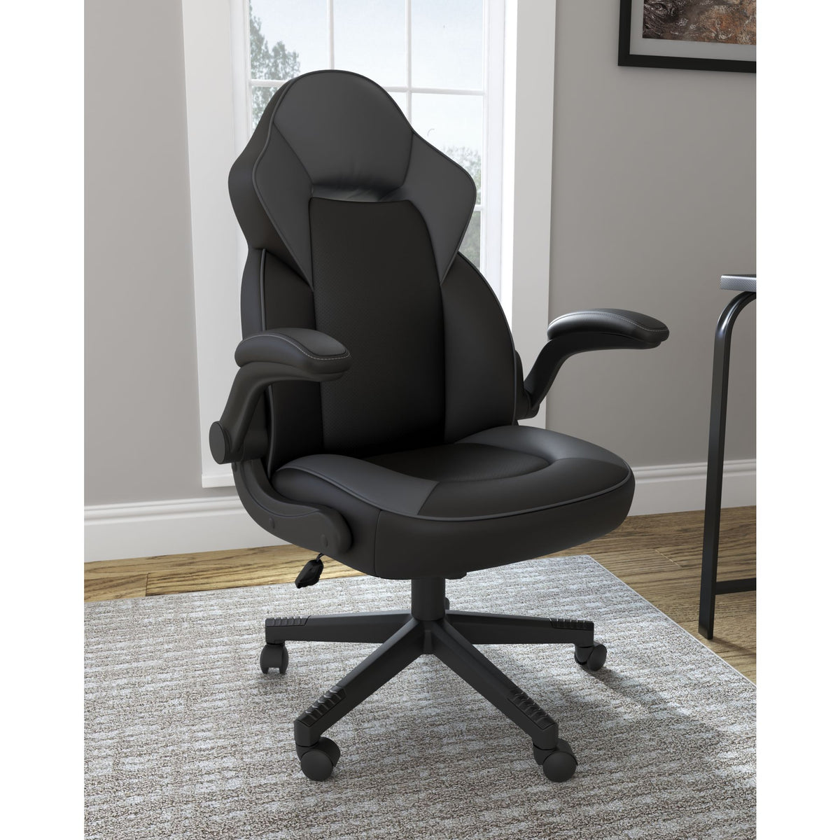 Lynxtyn Swivel Desk Chair | Ashley Canada
