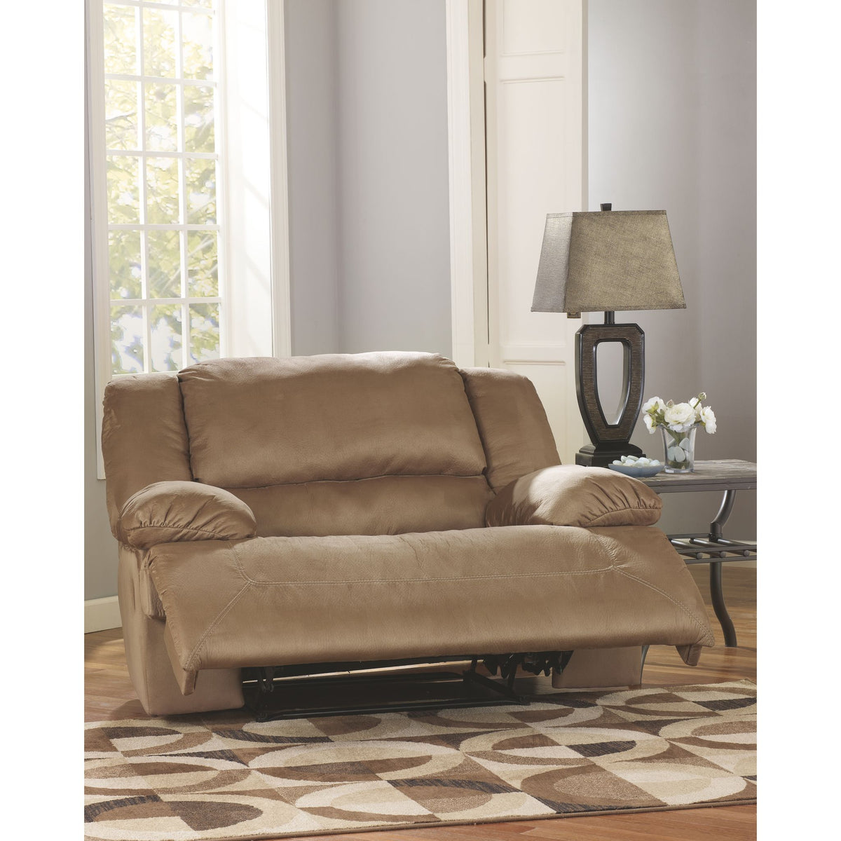 Hogan Zero Wall Wide Seat Recliner | Ashley Canada