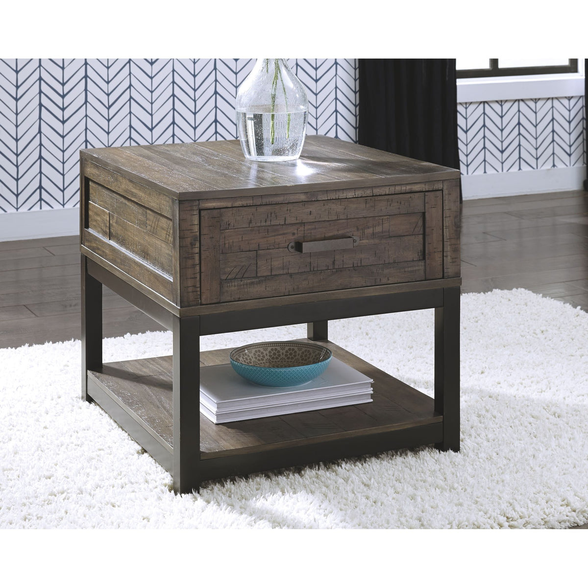 Johurst Rectangle End Table | Ashley Canada